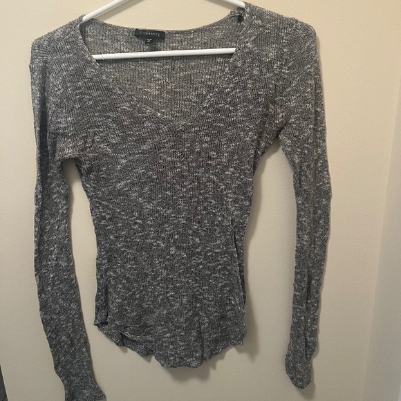 V neck sweater - Picture 1 of 2